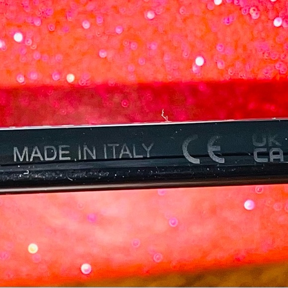 SOLD!! GUCCI BLACK OVAL SUNGLASSES GG1237Sool - Picture 10 of 13